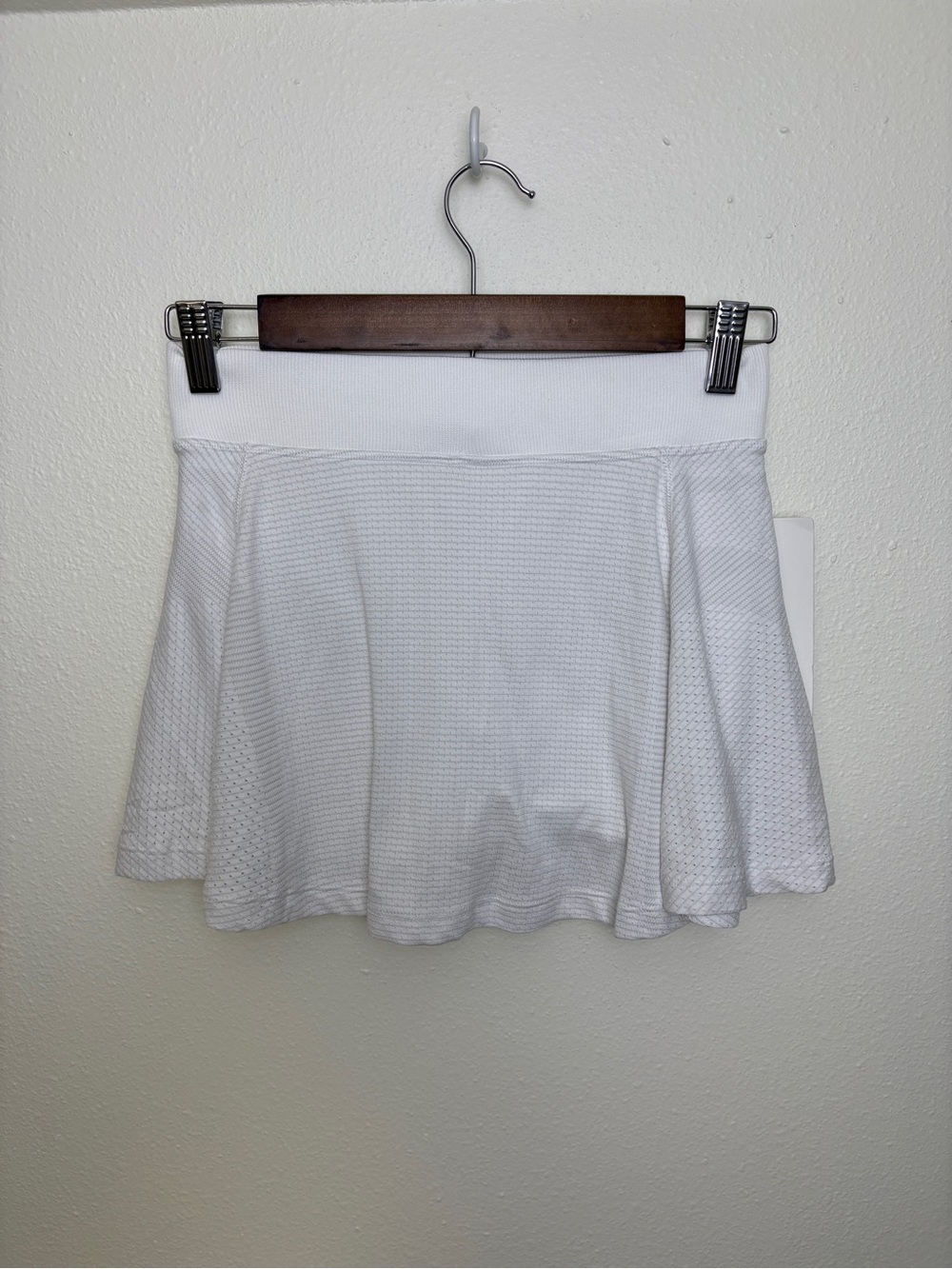 lululemon athletica NWT White Swiftly Tech HighRise Skirt Tennis Preppy